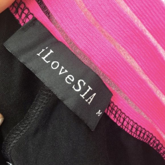 Black Capri Workout Leggings with pink waist - Picture 2 of 6